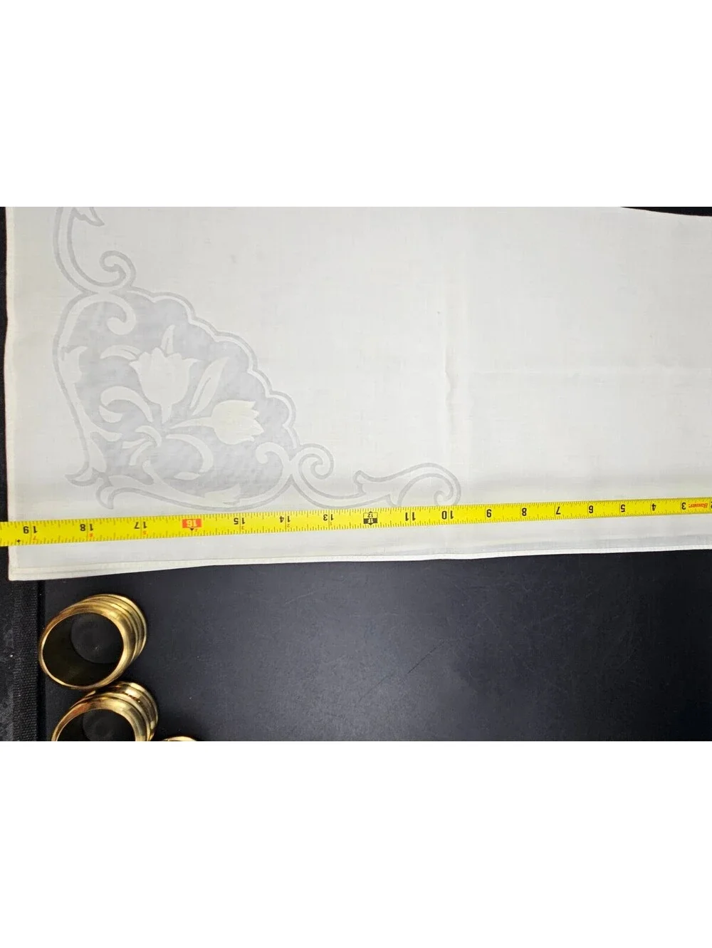 Vintage Brass Napkin Rings Set of 4 with Sheer Lace Inset White Dinner Napkins